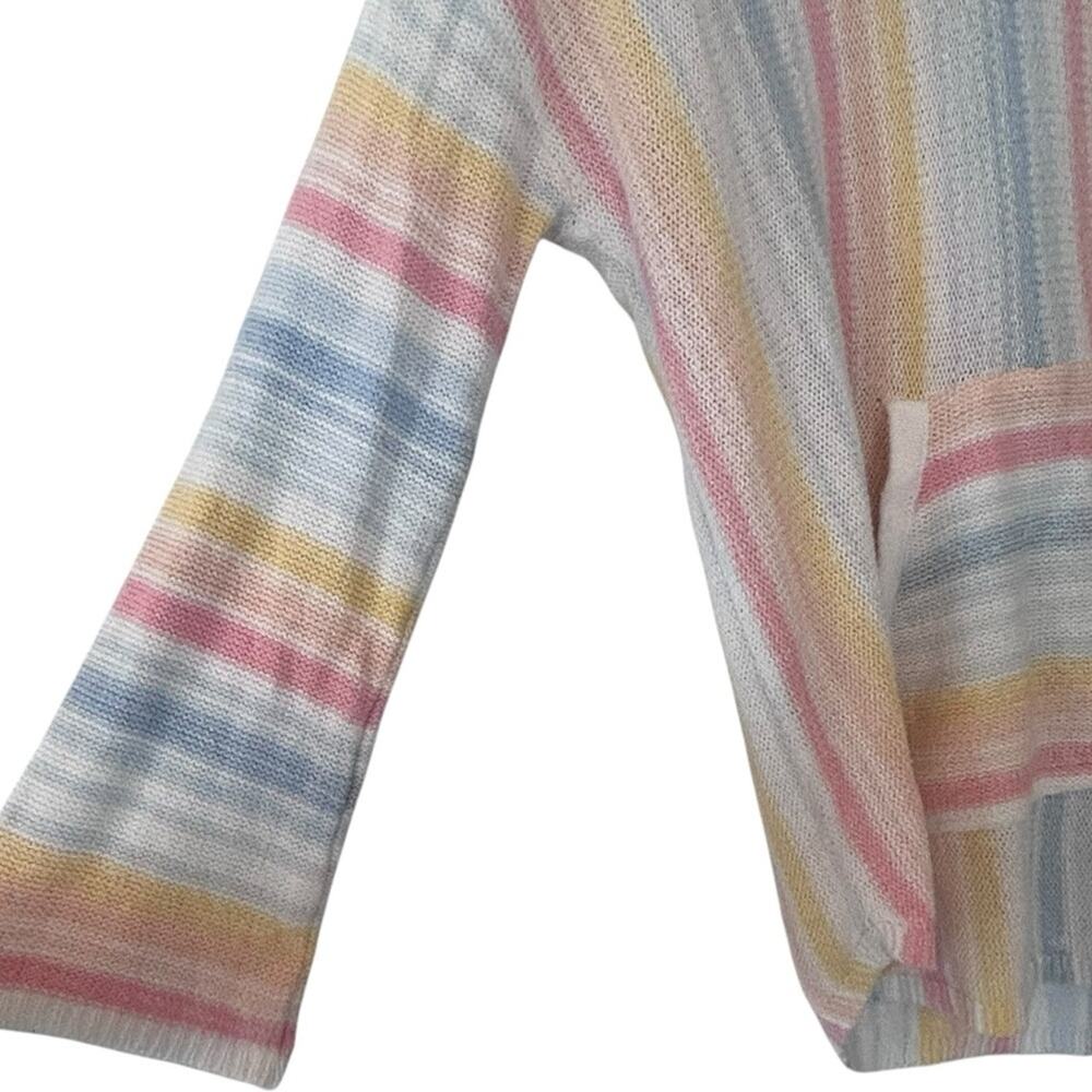 Buc-ee’s Pastel Baja Hoodie Sweater Size Small - Picture 7 of 10